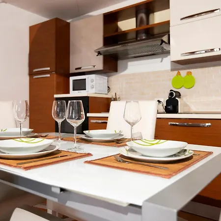 Montesanto 13 Apartment *